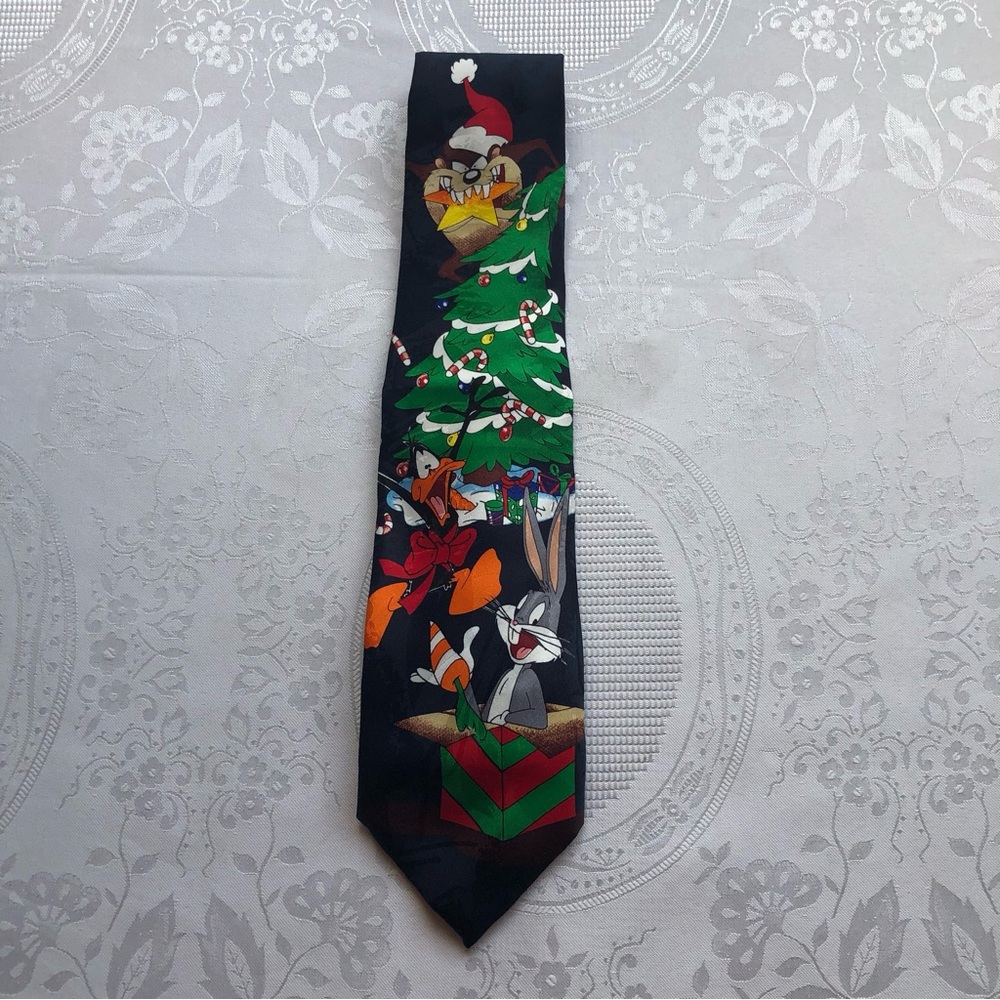 Looney Tunes Mania Vintage 1996 Christmas Cartoon Tie Black/Green/Red Accents